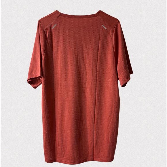Nike Men's Dri-Fit Rise 365 Running Training Top Tee Coral Large - Picture 2 of 6